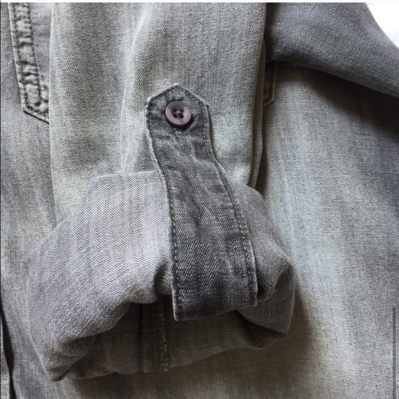 Anthropologie Cloth & Stone Split Back Shirt - Picture 6 of 8